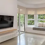 Апартаменты Flateli Lorenzana 35 A Жирона