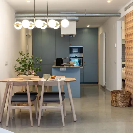 Апартаменты Flateli Lorenzana 35 A Жирона