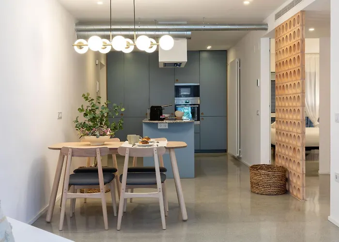 Апартаменты Flateli Lorenzana 35 A Жирона